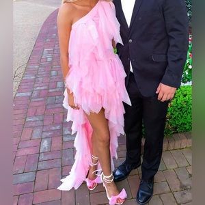 ONE SHOULDER RUFFLE PINK MINI TULLE DRESS.       *comment on post if interested